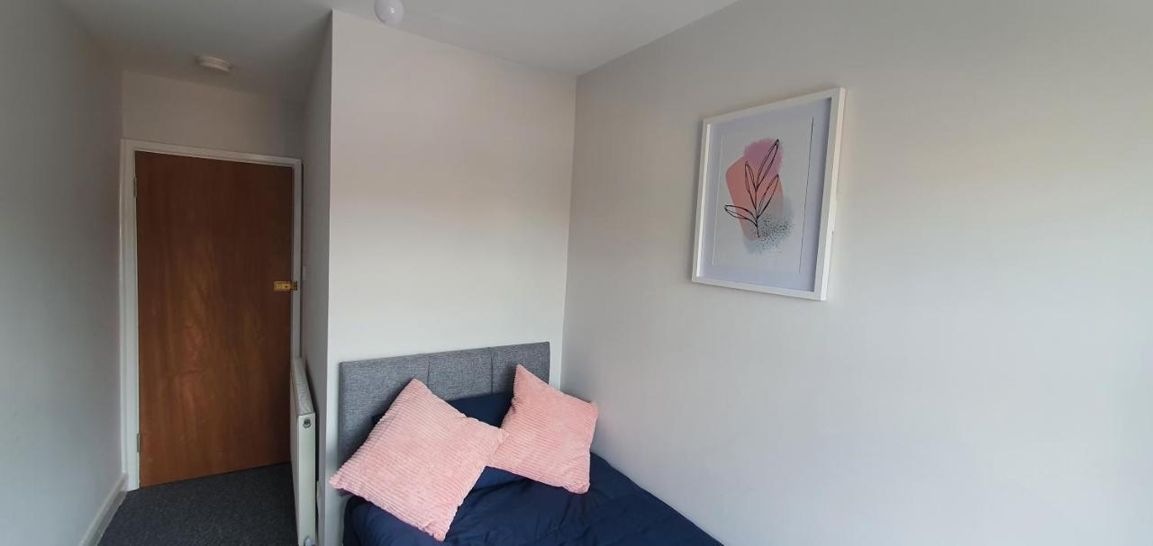 Appartamento Stoke City House Etruria Esterno foto
