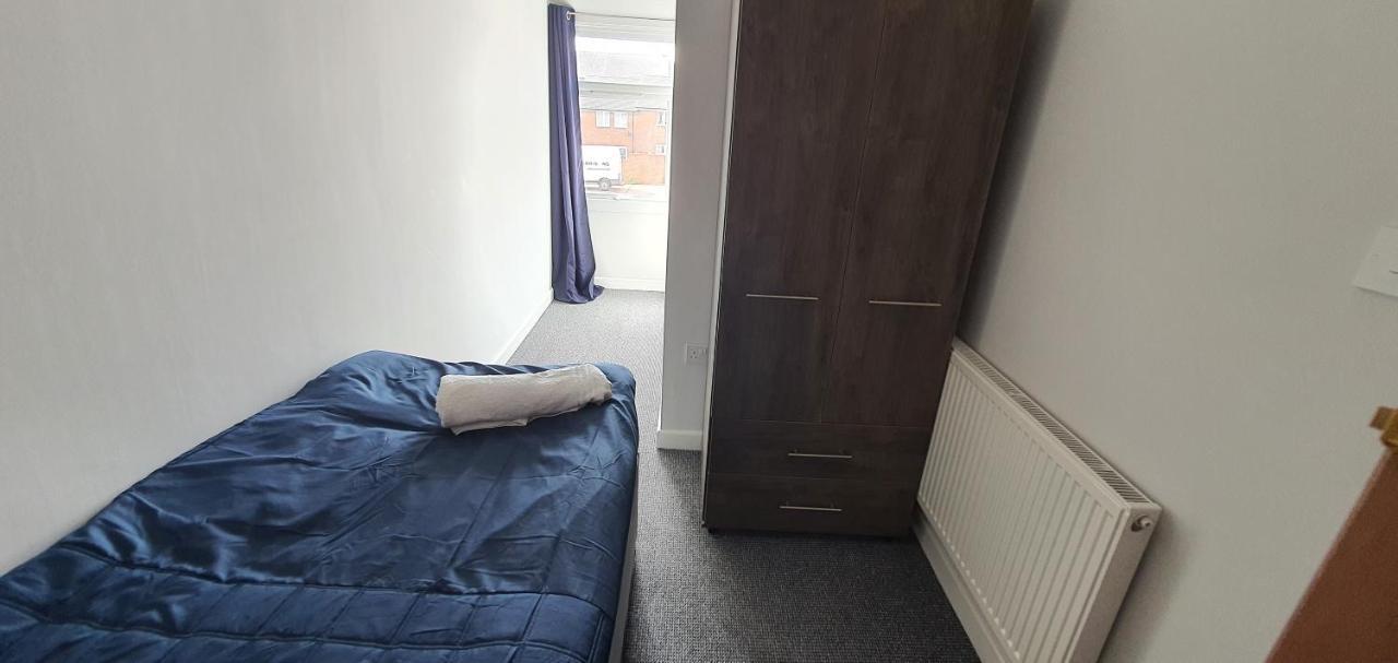 Appartamento Stoke City House Etruria Esterno foto